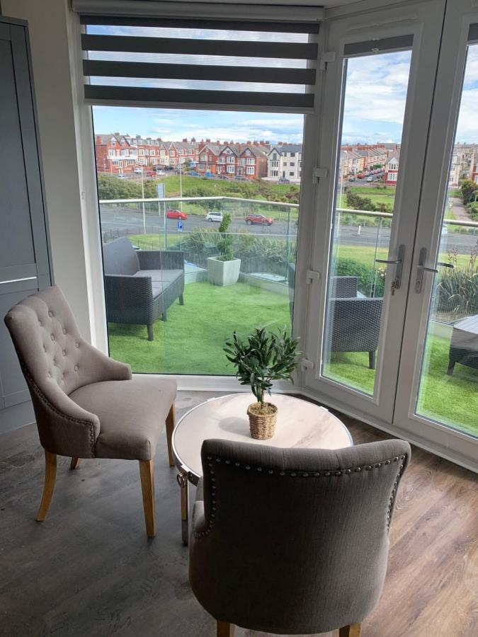 Willshaw Suites For Families Over 25 Only Blackpool Kültér fotó
